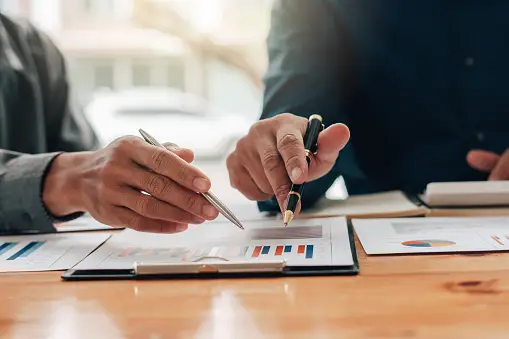Financial Management Habits That Build Wealth